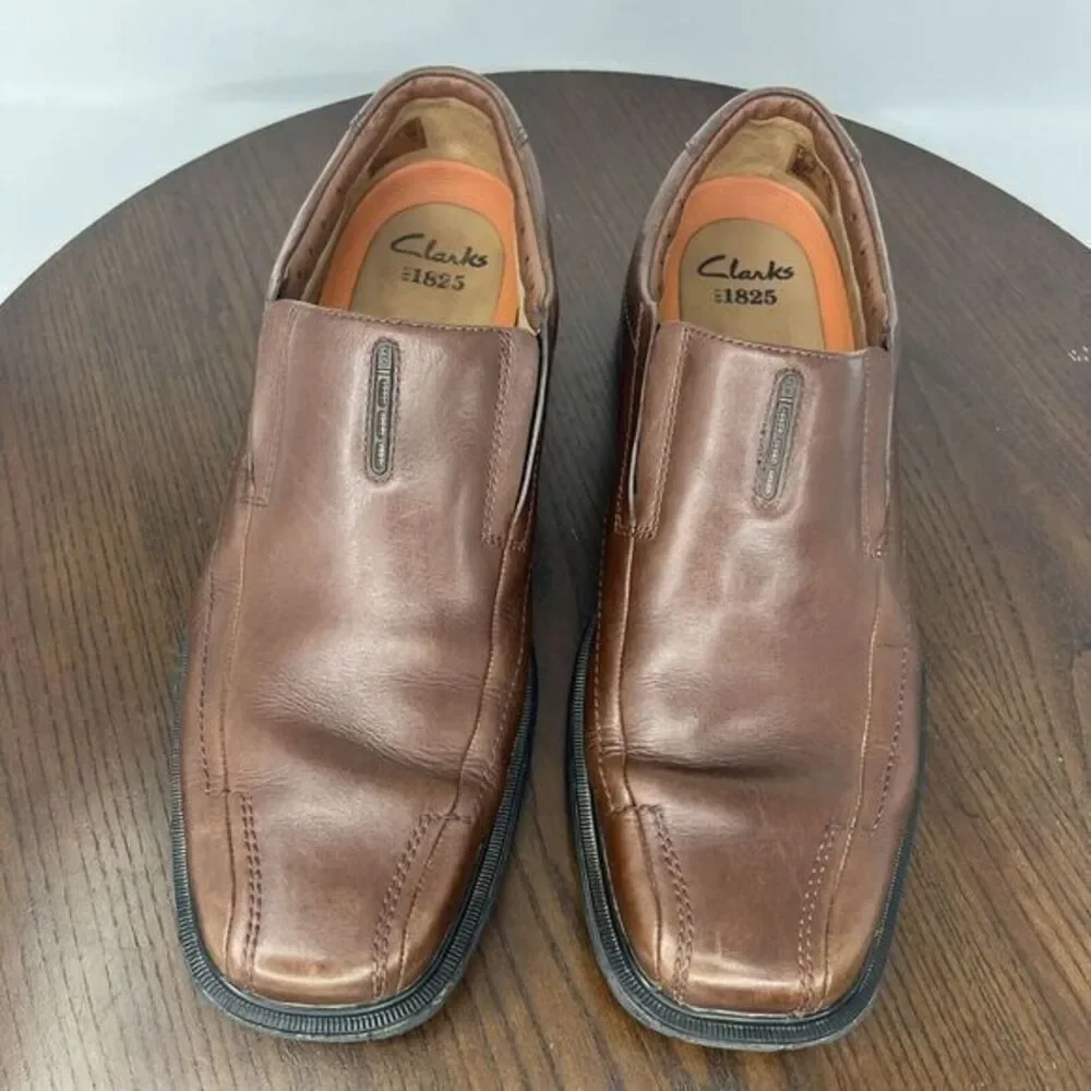 Clarks unstructured loafer